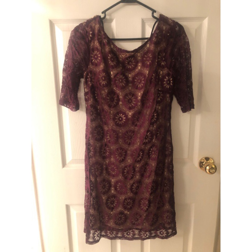 AUW lace burgundy dress